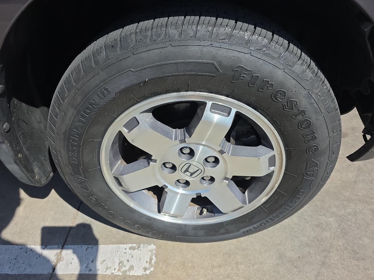 Honda Pilot 4WD 4dr Touring w/RES & Navi 2010