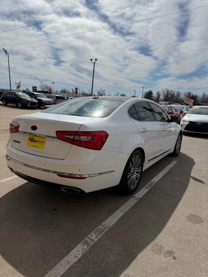 Kia Cadenza 4dr Sdn Premium 2015