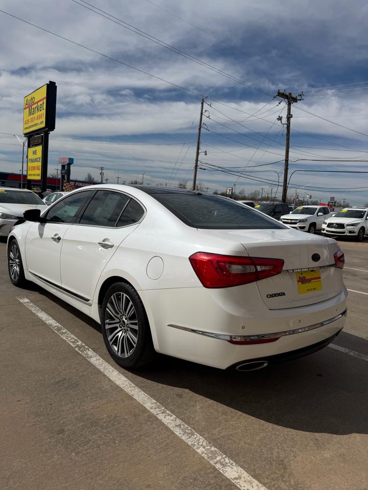 Kia Cadenza 4dr Sdn Premium 2015