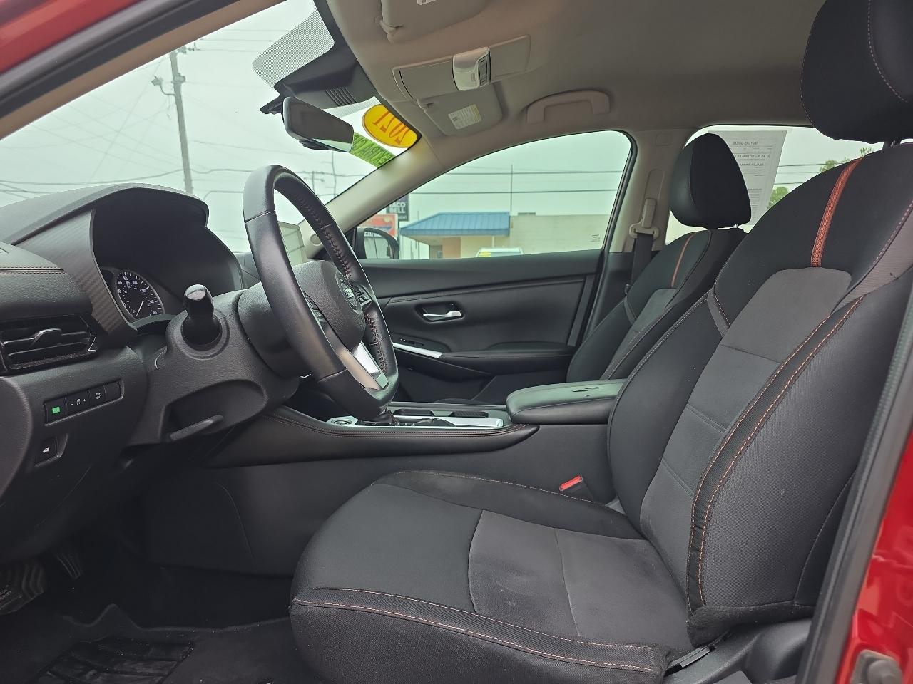 Nissan Sentra SR CVT 2021