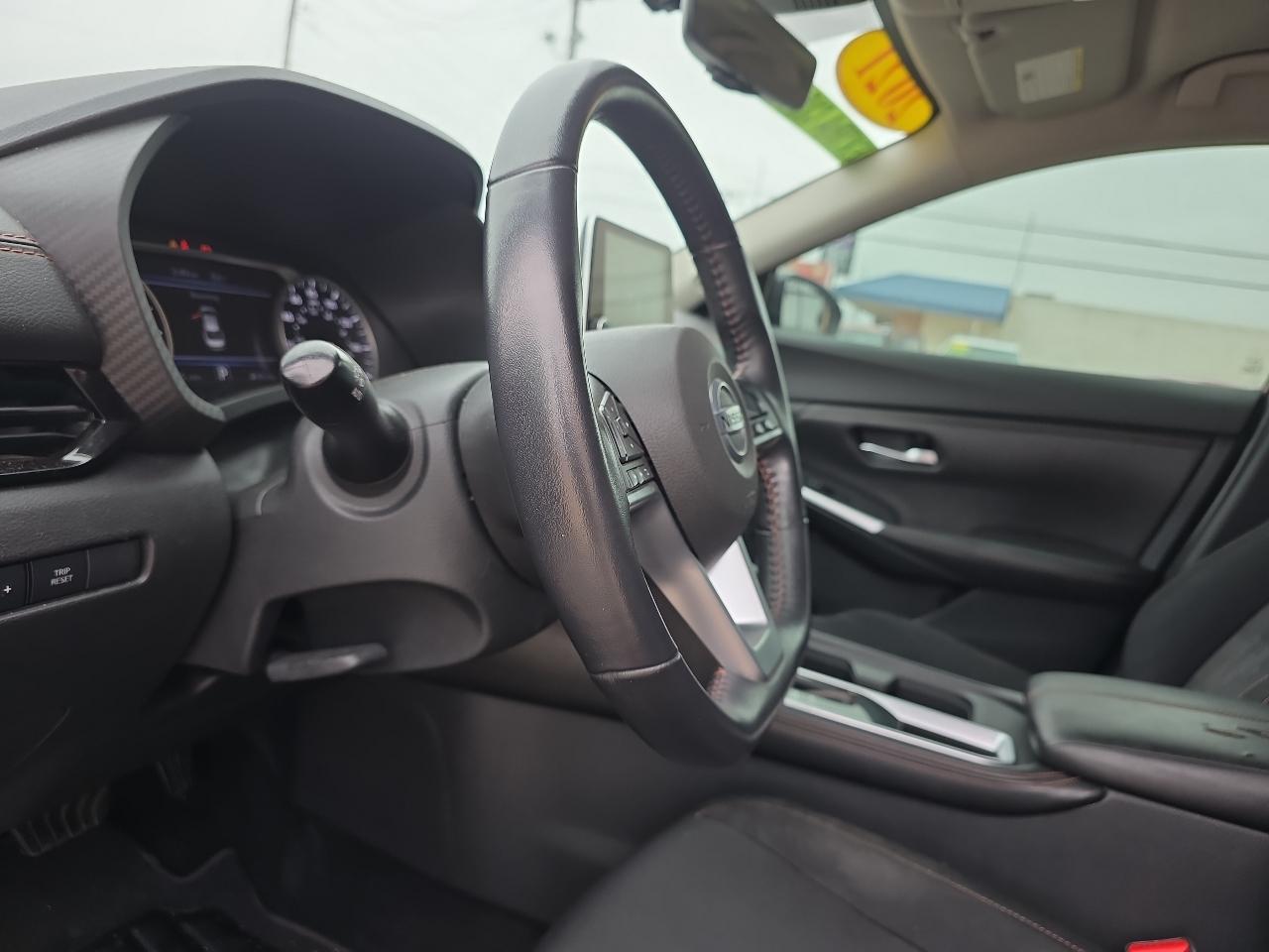 Nissan Sentra SR CVT 2021