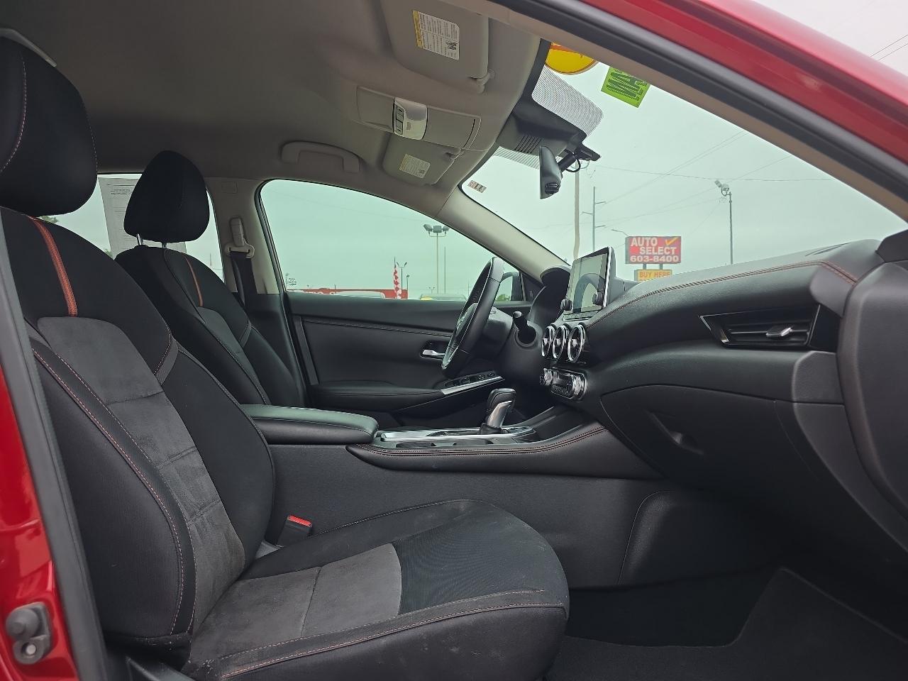 Nissan Sentra SR CVT 2021