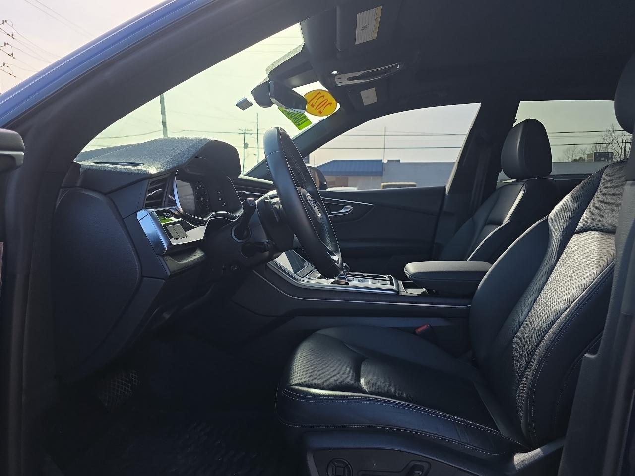 Audi Q8 Premium Plus 55 TFSI quattro 2021