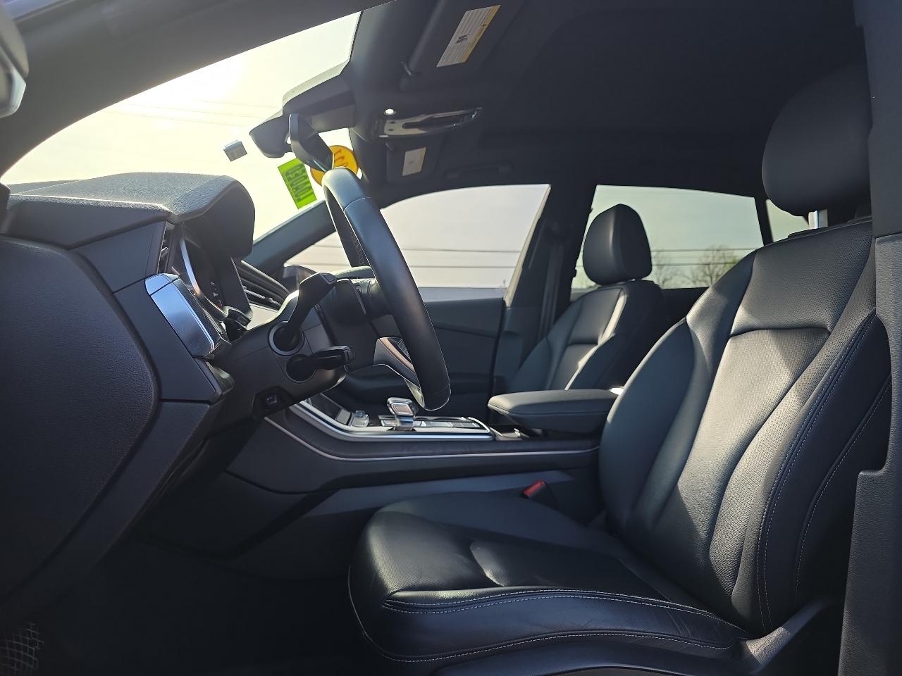 Audi Q8 Premium Plus 55 TFSI quattro 2021