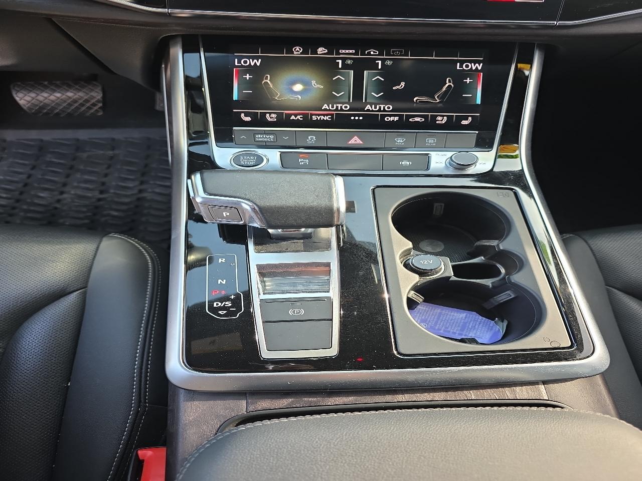 Audi Q8 Premium Plus 55 TFSI quattro 2021