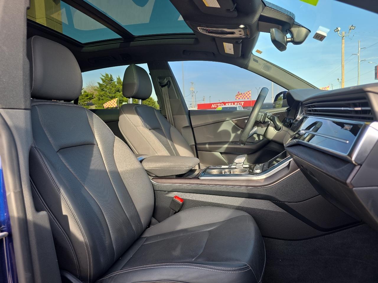 Audi Q8 Premium Plus 55 TFSI quattro 2021