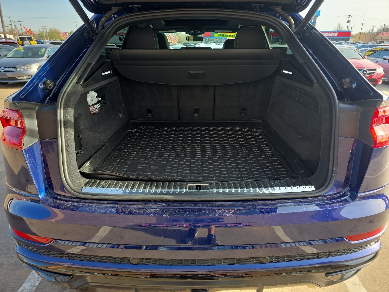 Audi Q8 Premium Plus 55 TFSI quattro 2021