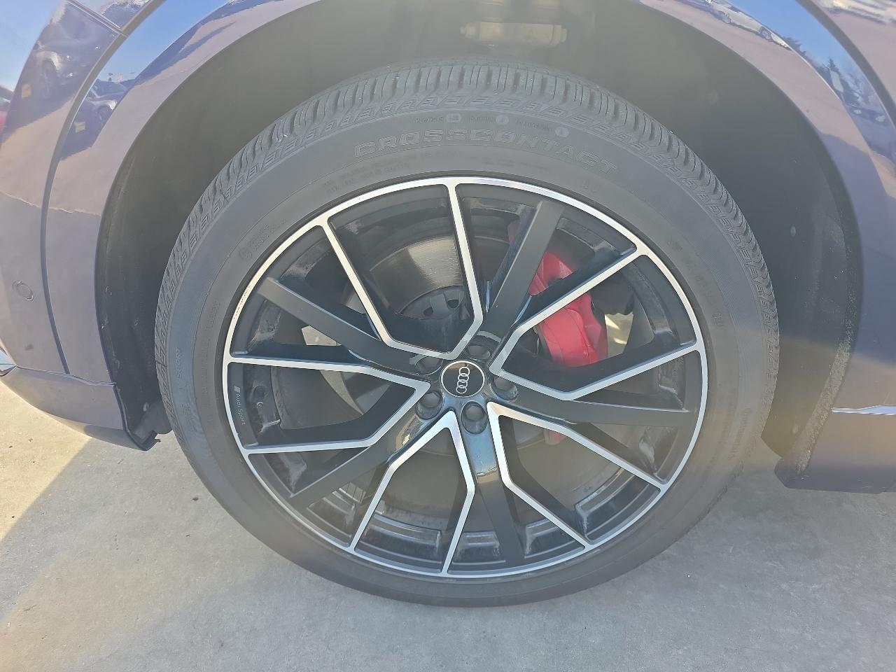 Audi Q8 Premium Plus 55 TFSI quattro 2021