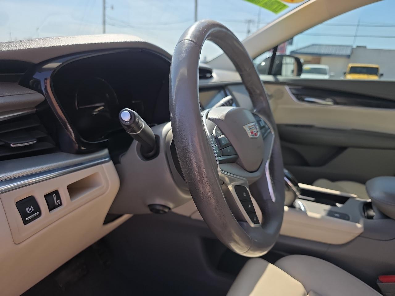 Cadillac XT5 FWD 4dr Luxury 2017