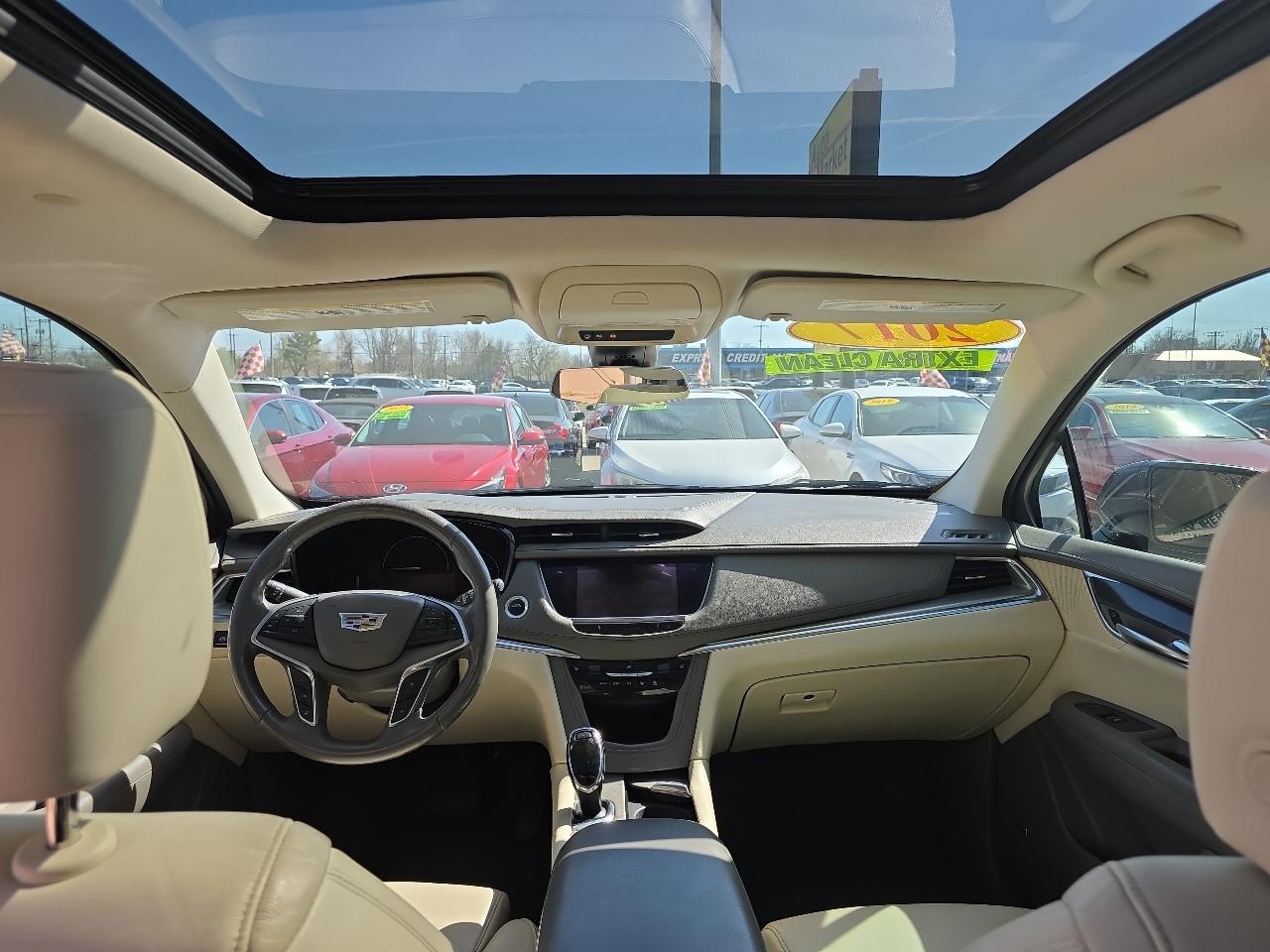 Cadillac XT5 FWD 4dr Luxury 2017