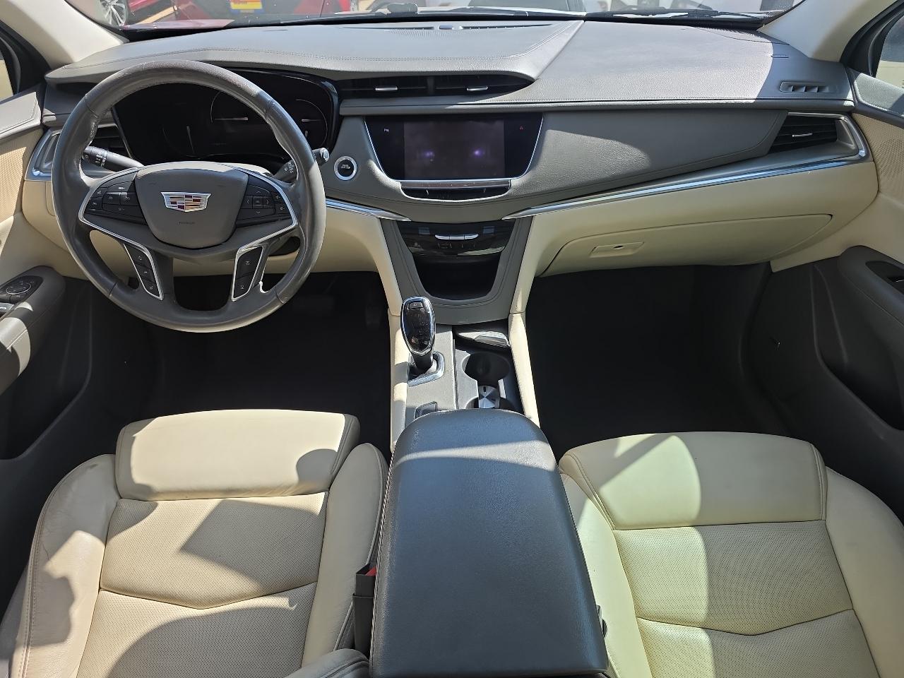 Cadillac XT5 FWD 4dr Luxury 2017