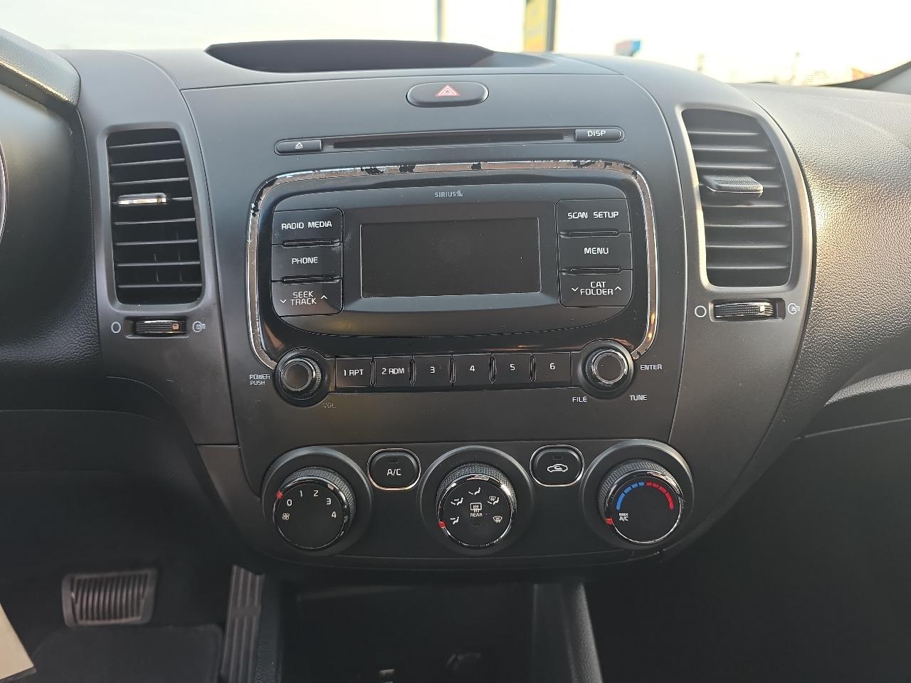 Kia Forte LX Auto 2017