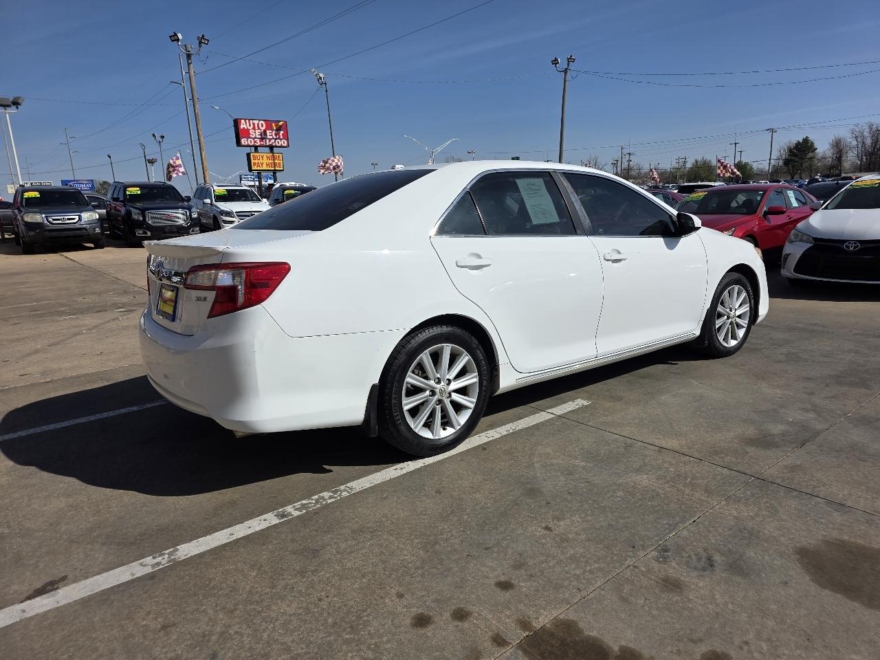 Toyota Camry 2014.5 4dr Sdn V6 Auto XLE (Natl) 2014