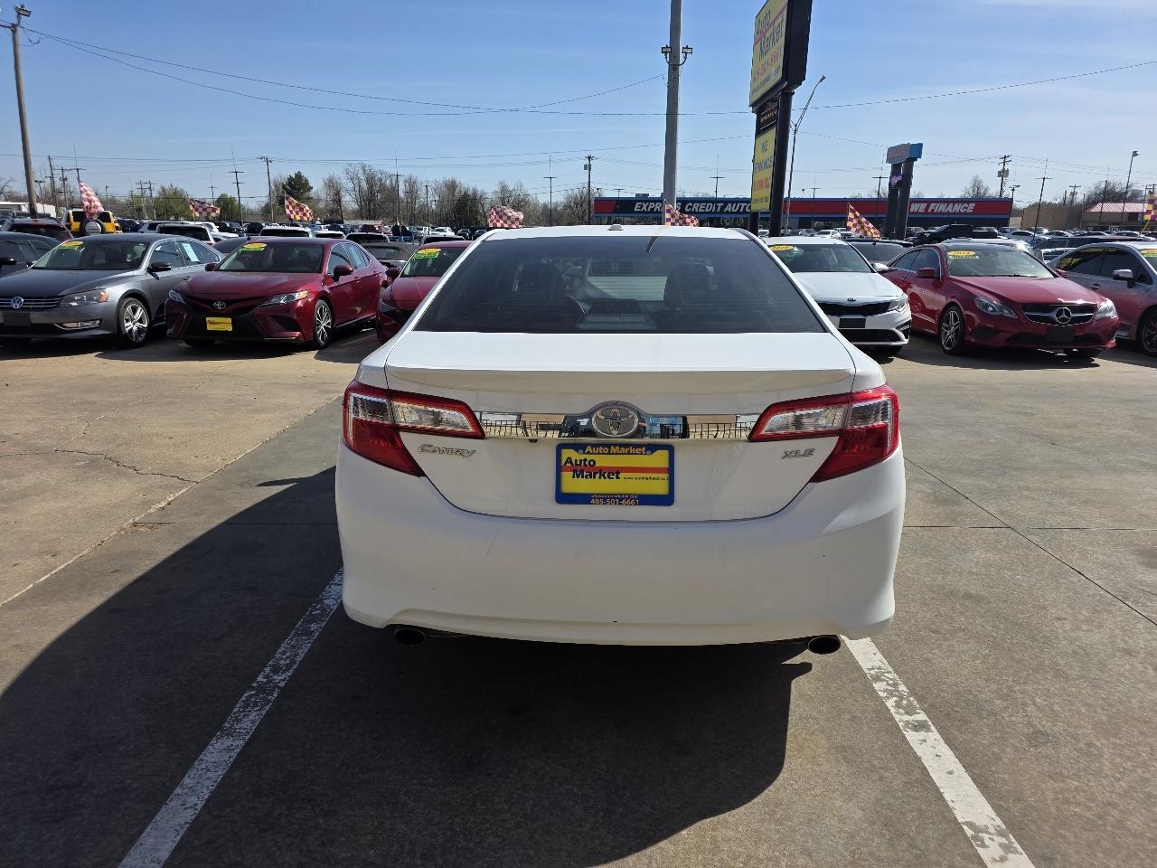 Toyota Camry 2014.5 4dr Sdn V6 Auto XLE (Natl) 2014