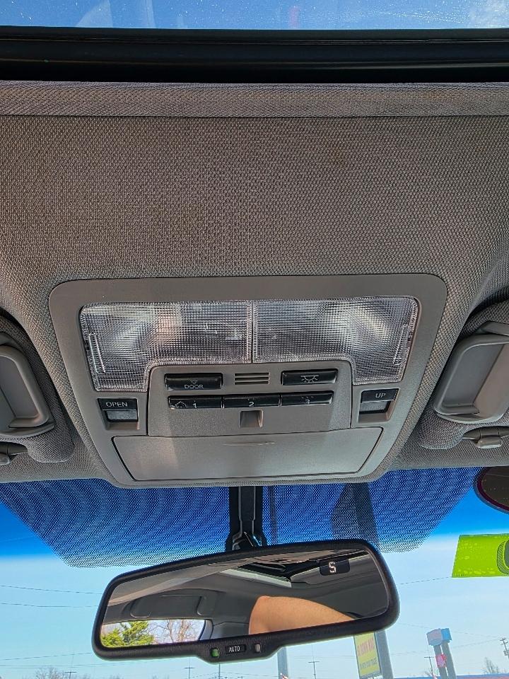 Toyota Camry 2014.5 4dr Sdn V6 Auto XLE (Natl) 2014