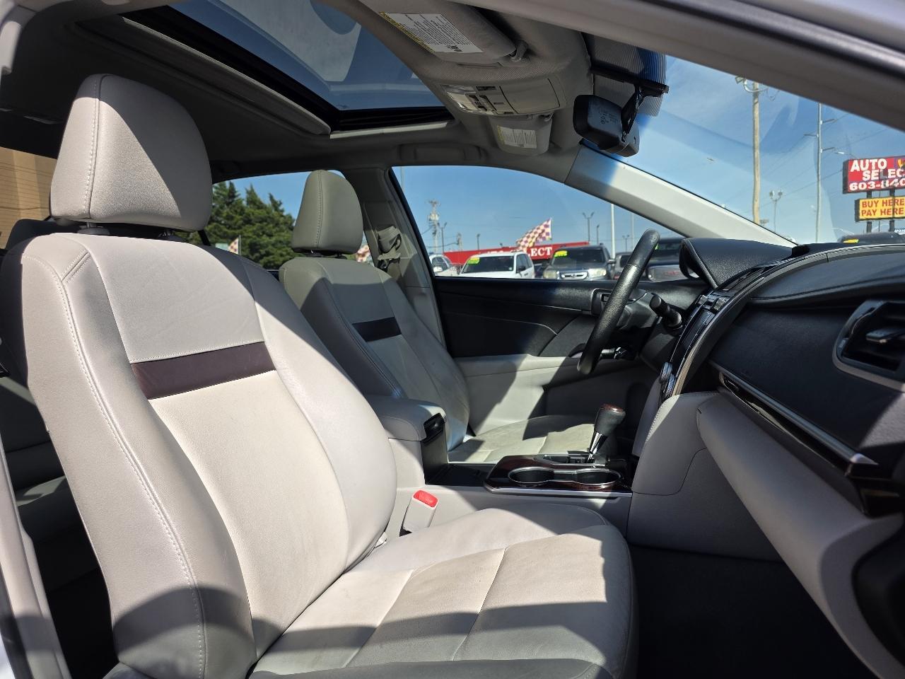 Toyota Camry 2014.5 4dr Sdn V6 Auto XLE (Natl) 2014