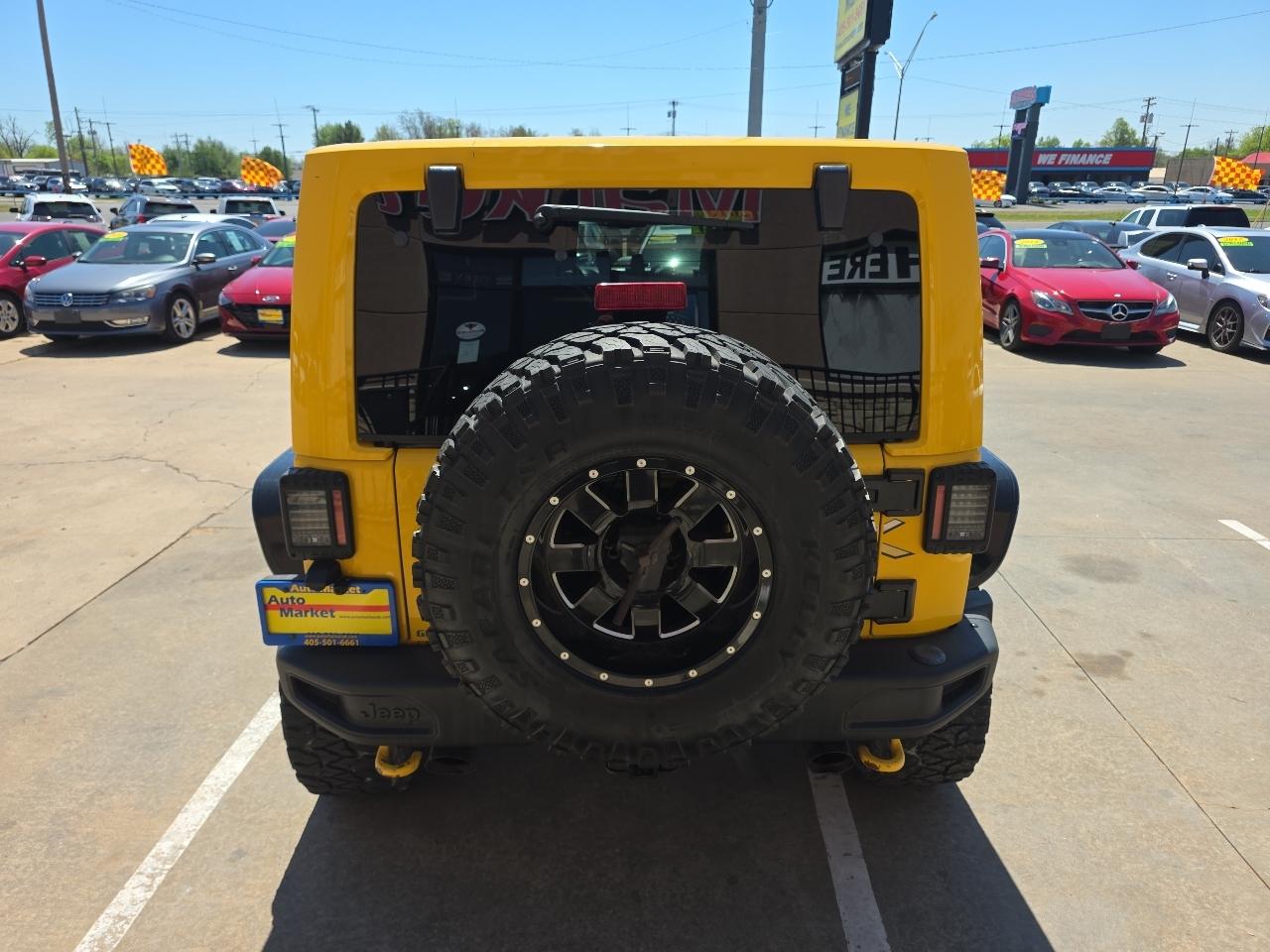 Jeep Wrangler Unlimited 4WD 4dr Sahara 2015