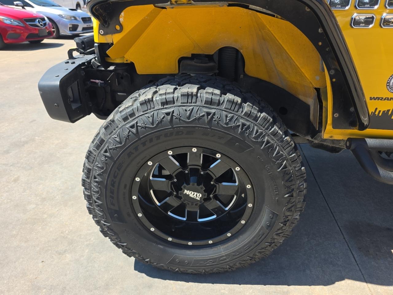 Jeep Wrangler Unlimited 4WD 4dr Sahara 2015