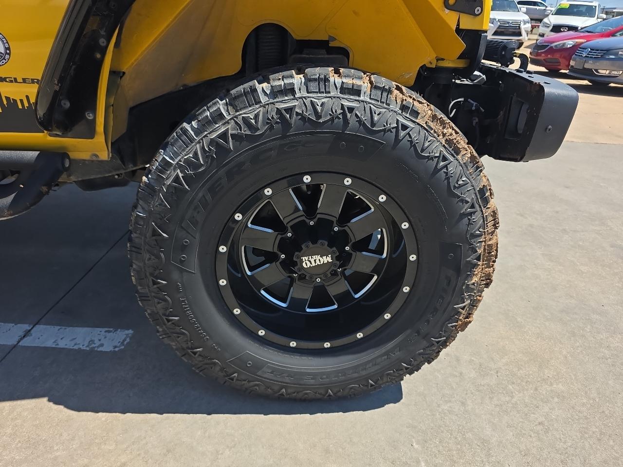 Jeep Wrangler Unlimited 4WD 4dr Sahara 2015