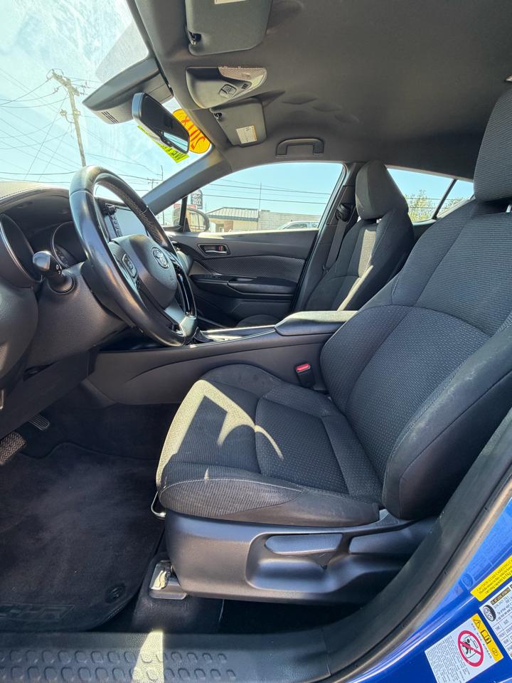 Toyota C-HR XLE FWD (Natl) 2018