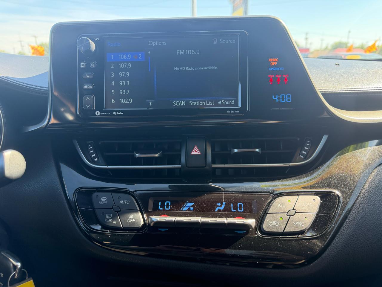 Toyota C-HR XLE FWD (Natl) 2018