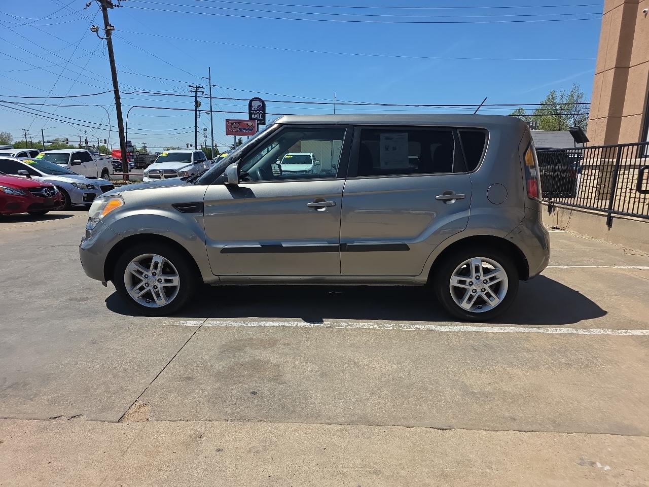 Kia Soul 5dr Wgn Auto + 2011