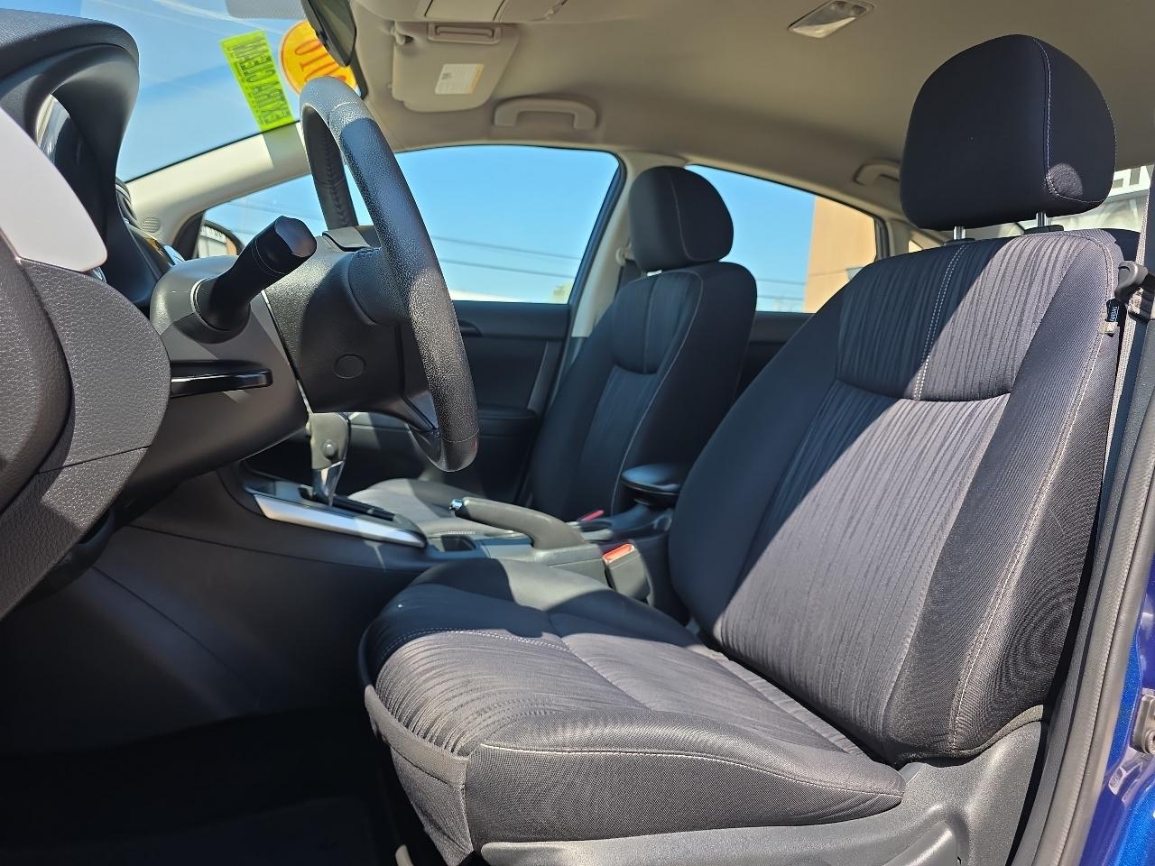 Nissan Sentra 4dr Sdn I4 CVT SV 2016