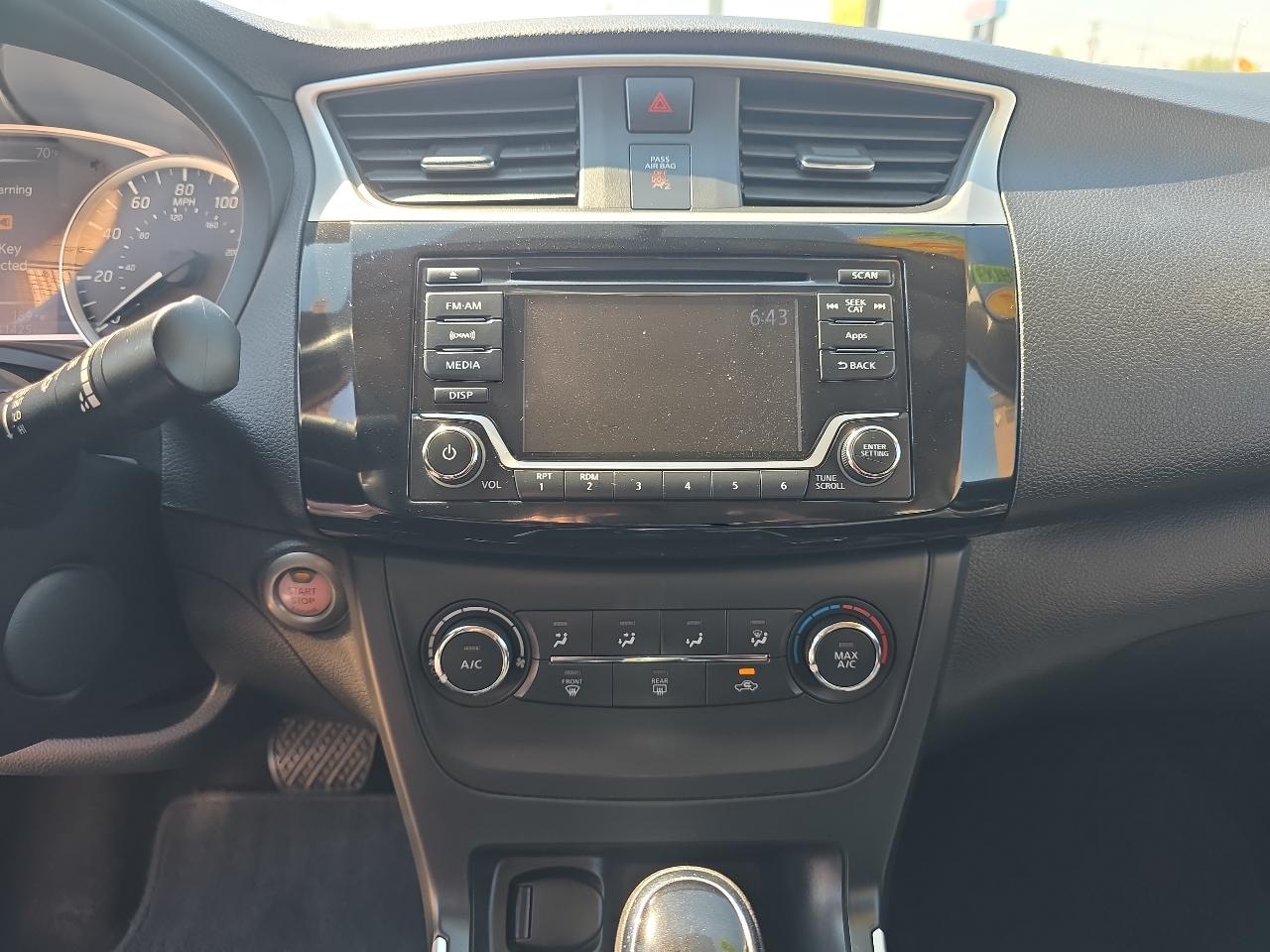 Nissan Sentra 4dr Sdn I4 CVT SV 2016
