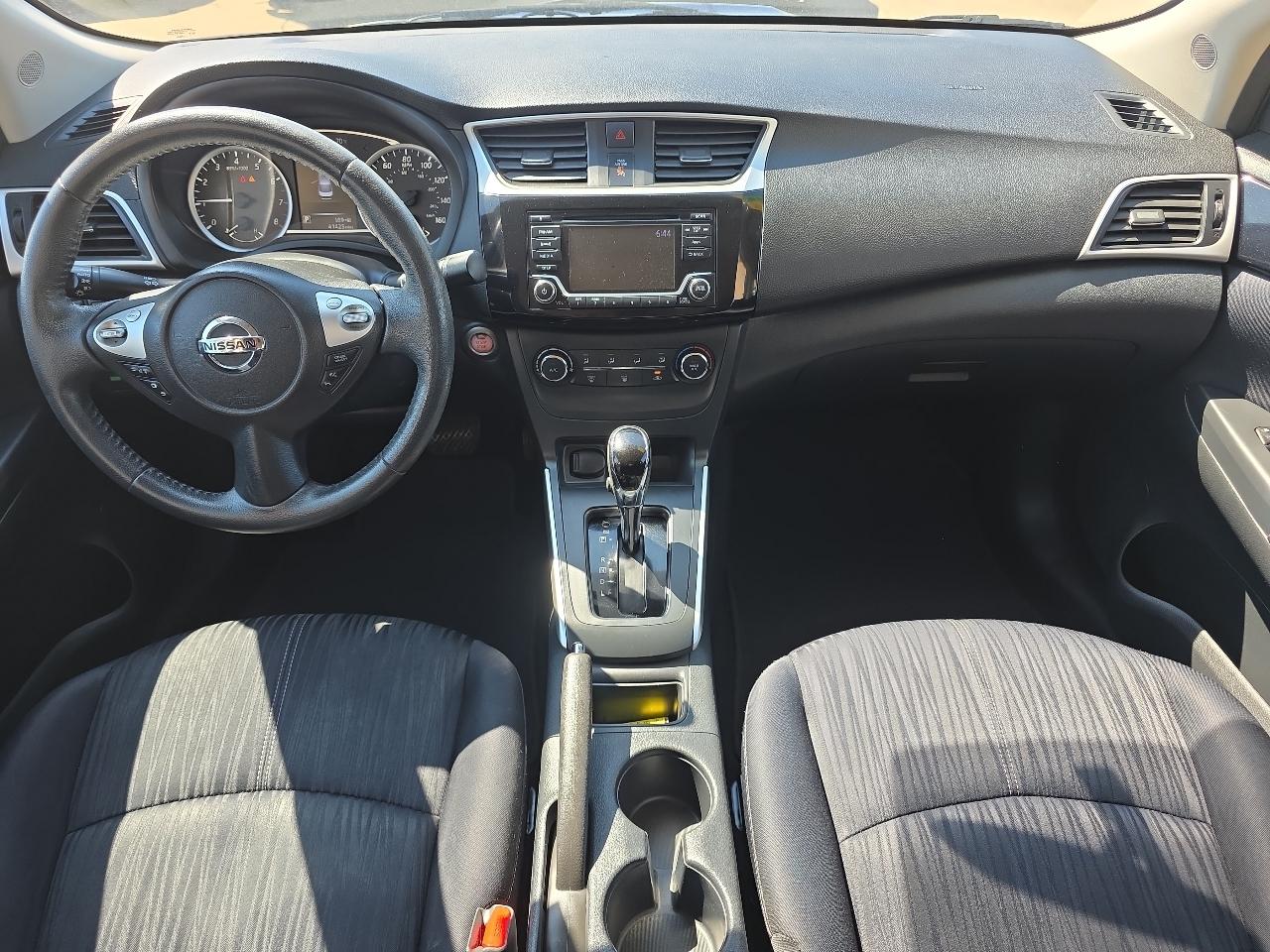 Nissan Sentra 4dr Sdn I4 CVT SV 2016
