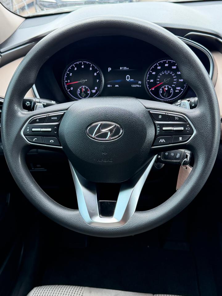 Hyundai Santa Fe SE AWD 2023
