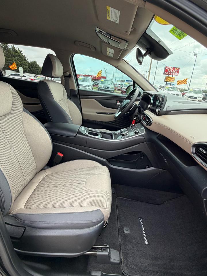 Hyundai Santa Fe SE AWD 2023