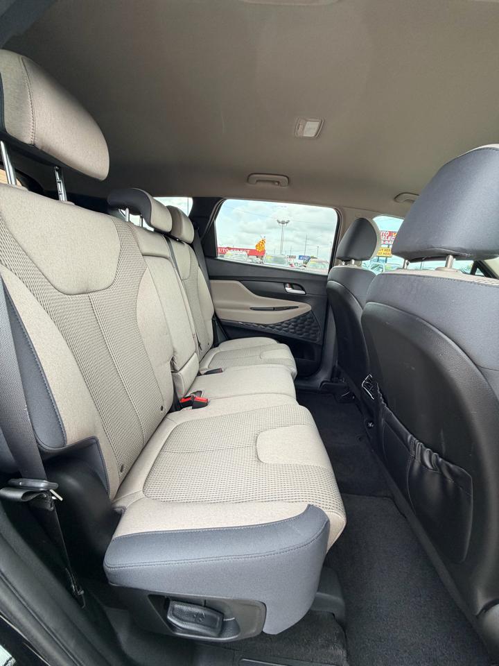 Hyundai Santa Fe SE AWD 2023