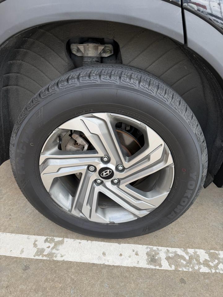 Hyundai Santa Fe SE AWD 2023