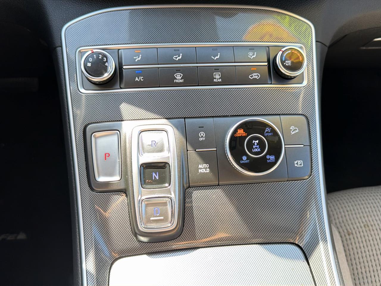 Hyundai Santa Fe SE AWD 2023