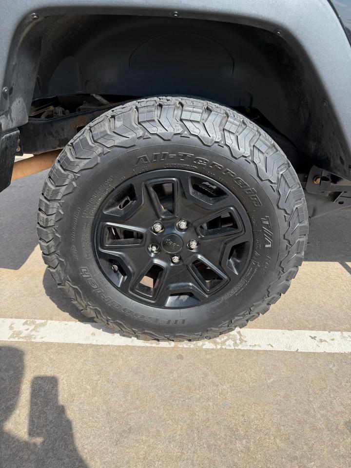 Jeep Wrangler 4WD 2dr Sport 2013