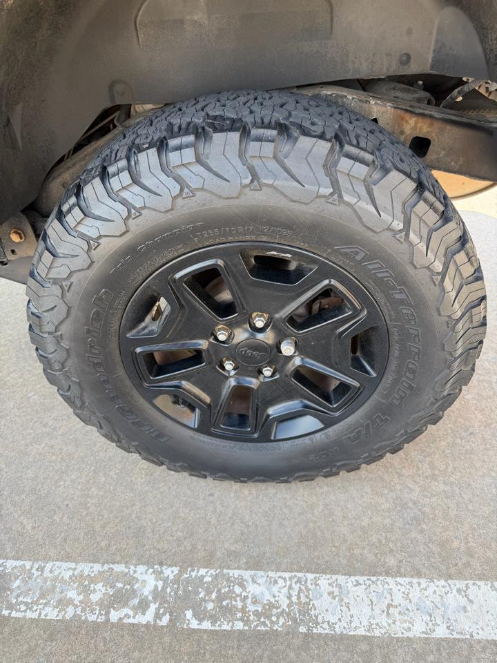 Jeep Wrangler 4WD 2dr Sport 2013