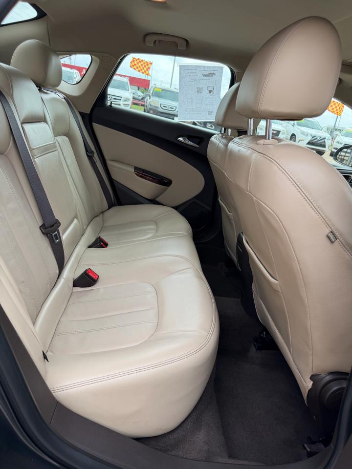 Buick Verano 4dr Sdn Leather Group 2015