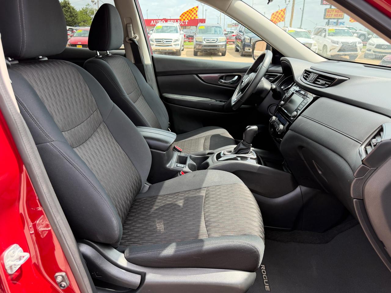 Nissan Rogue AWD SV 2018