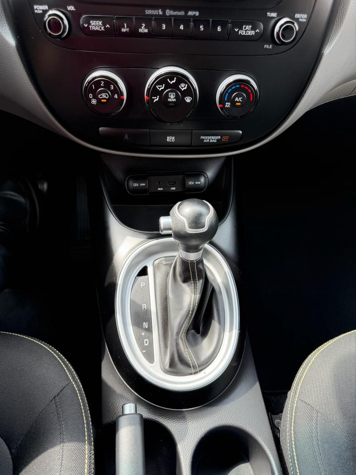 Kia Soul 5dr Wgn Auto + 2015