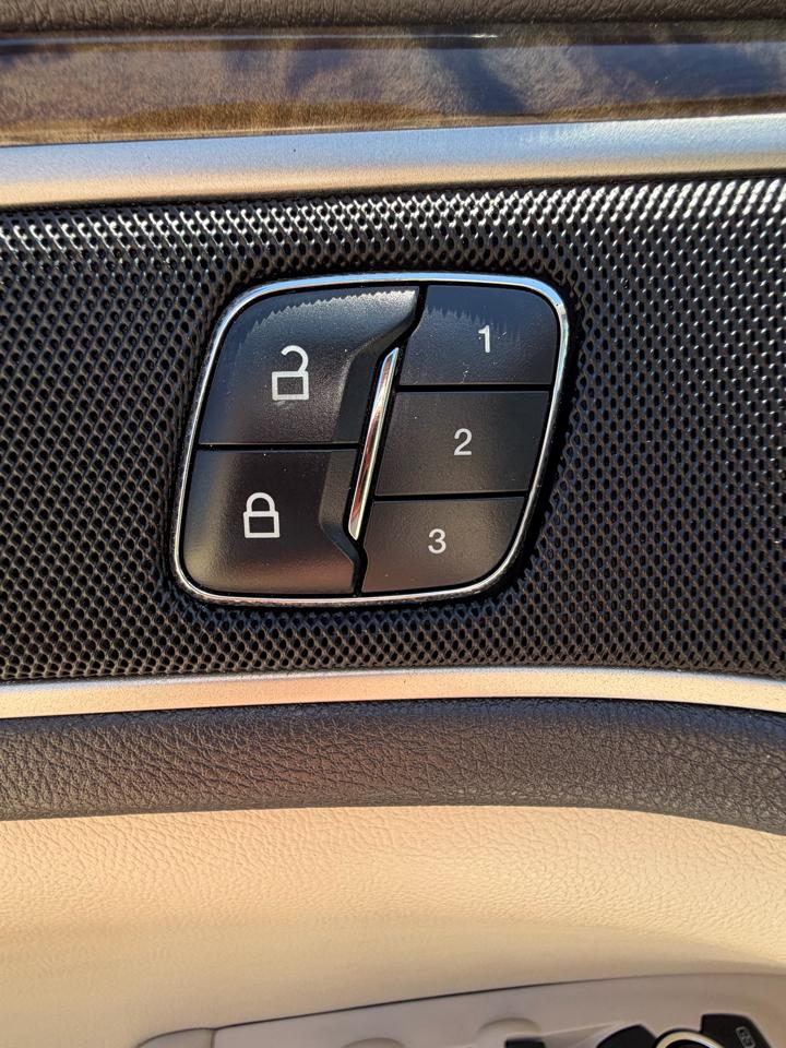 Lincoln MKZ 4dr Sdn Hybrid FWD 2016