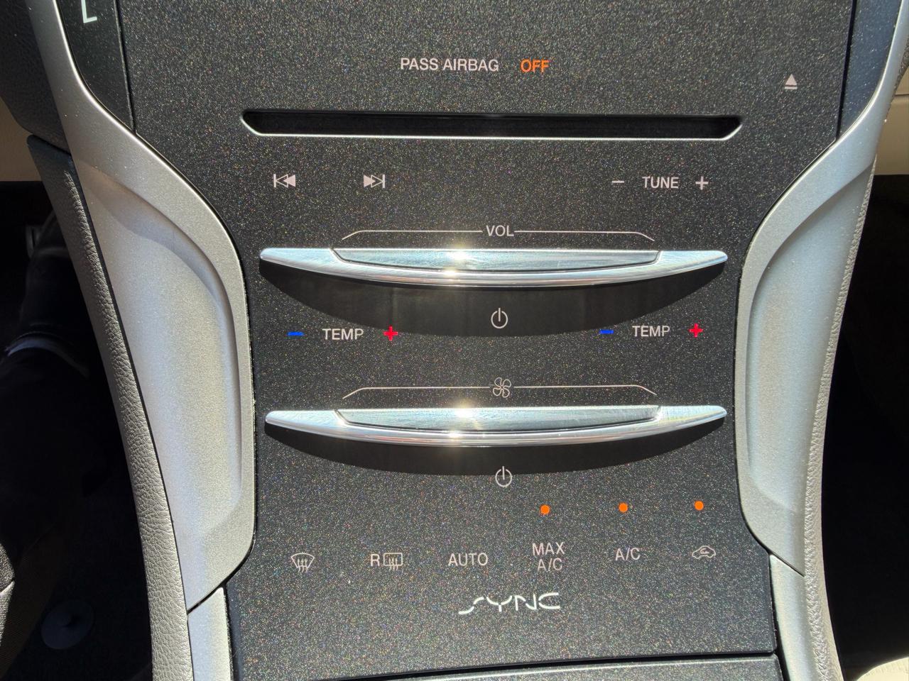 Lincoln MKZ 4dr Sdn Hybrid FWD 2016