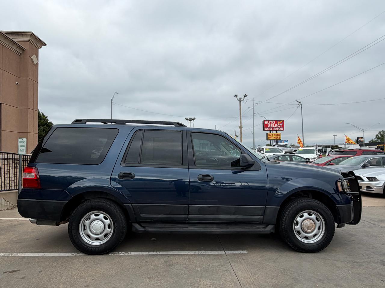 Ford Expedition 4WD 4dr XL 2015