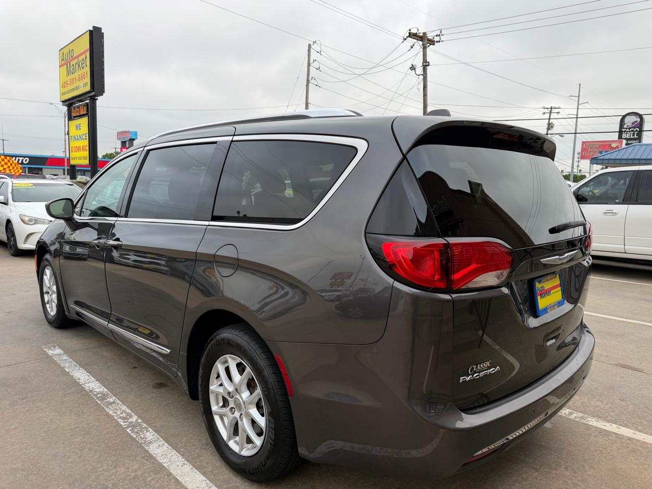 Chrysler Pacifica Touring L FWD 2020