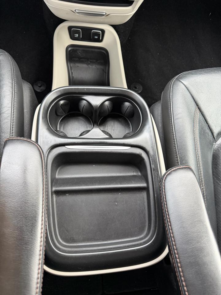 Chrysler Pacifica Touring L FWD 2020