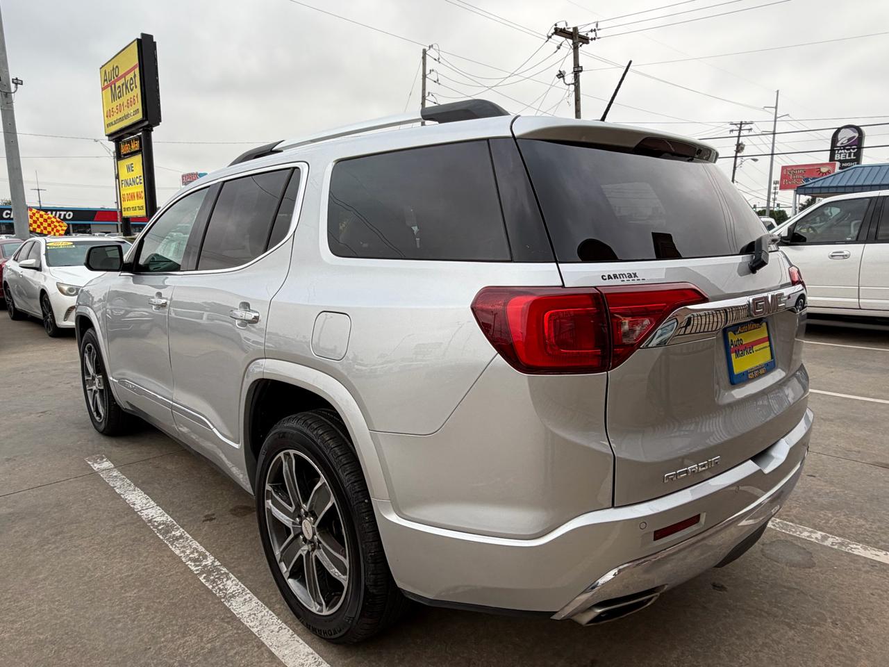 GMC Acadia FWD 4dr Denali 2018