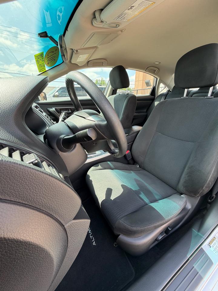 Nissan Altima 4dr Sdn I4 2.5 S 2015