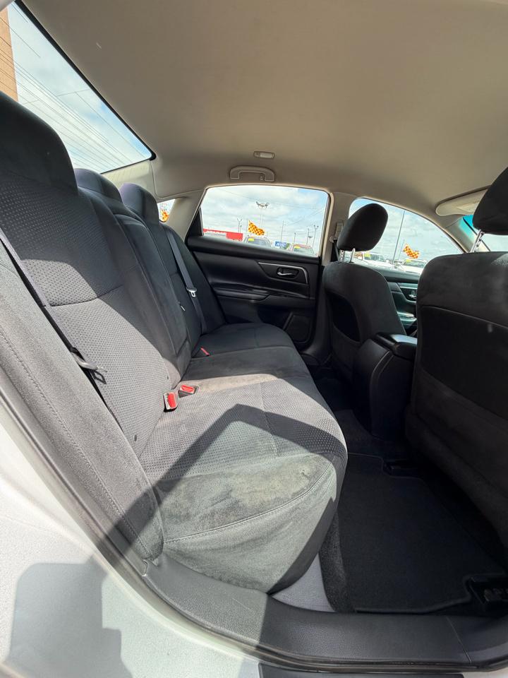 Nissan Altima 4dr Sdn I4 2.5 S 2015