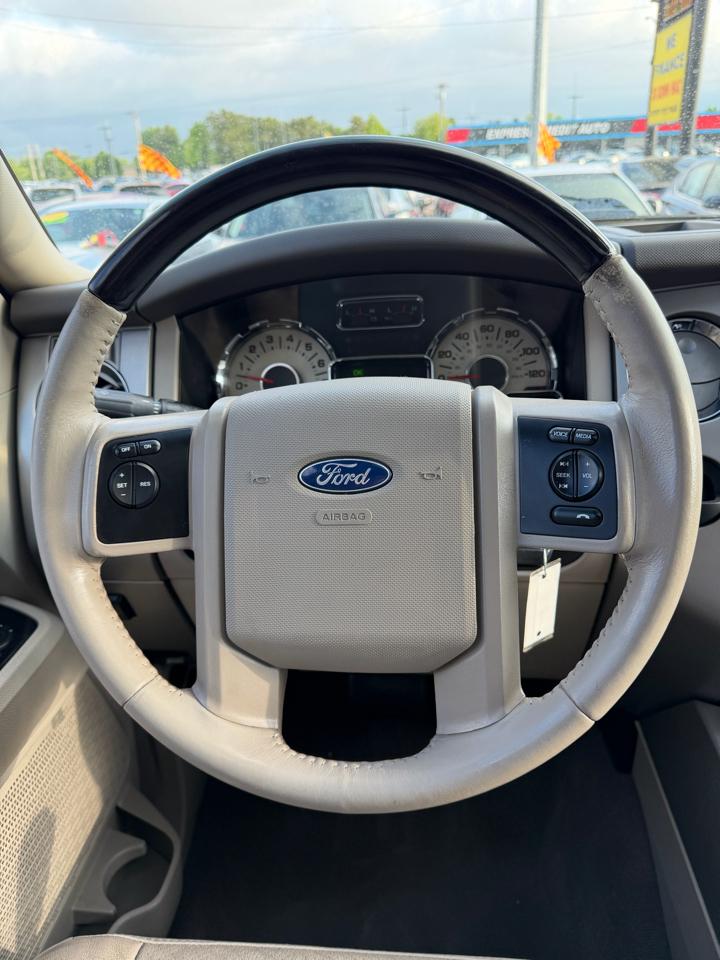 Ford Expedition EL 2WD 4dr Limited 2012