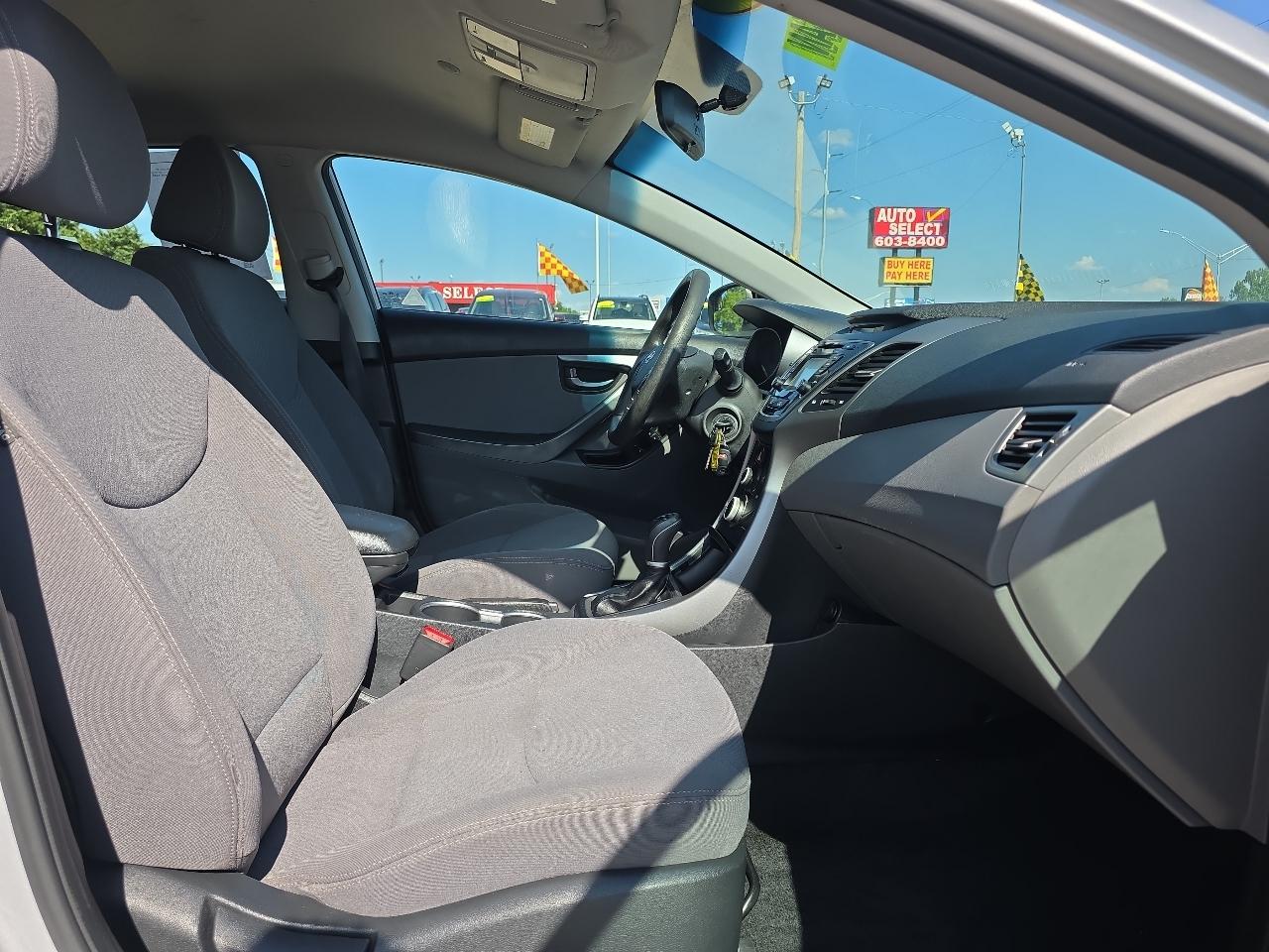 Hyundai Elantra 4dr Sdn Auto SE (Ulsan Plant) 2016