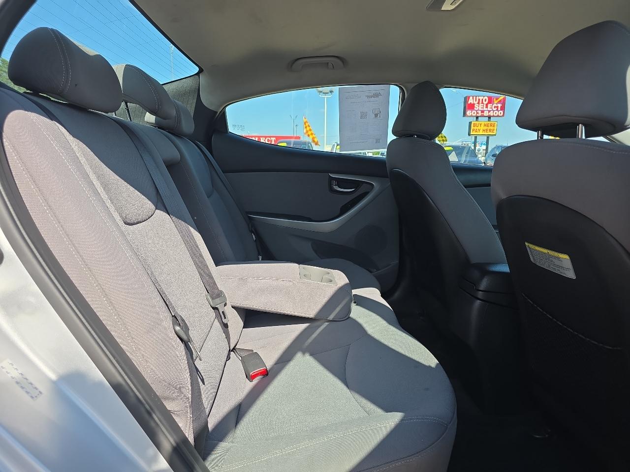 Hyundai Elantra 4dr Sdn Auto SE (Ulsan Plant) 2016